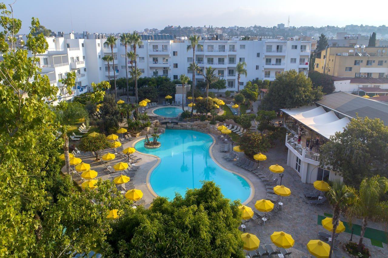 Hotel Mayfair Gardens Paphos Exterior foto